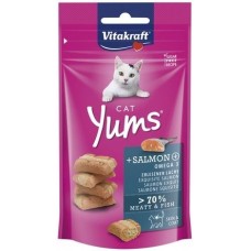 Vitakraft Cat Yums Salmon - сочни хапки със сьомга 40 грама